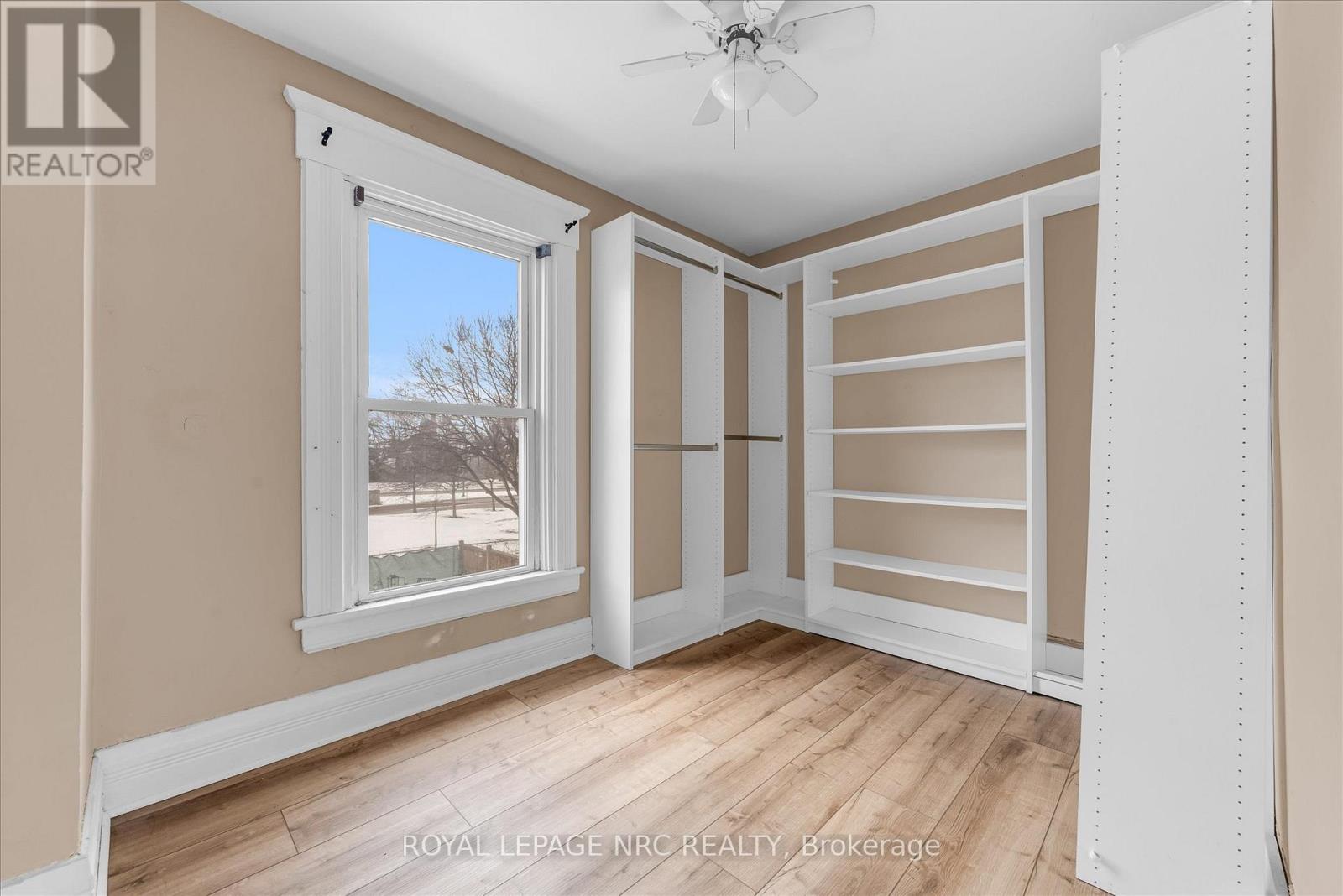 4878 Stamford Street, Niagara Falls, Ontario  L2E 1M1 - Photo 28 - X12833418