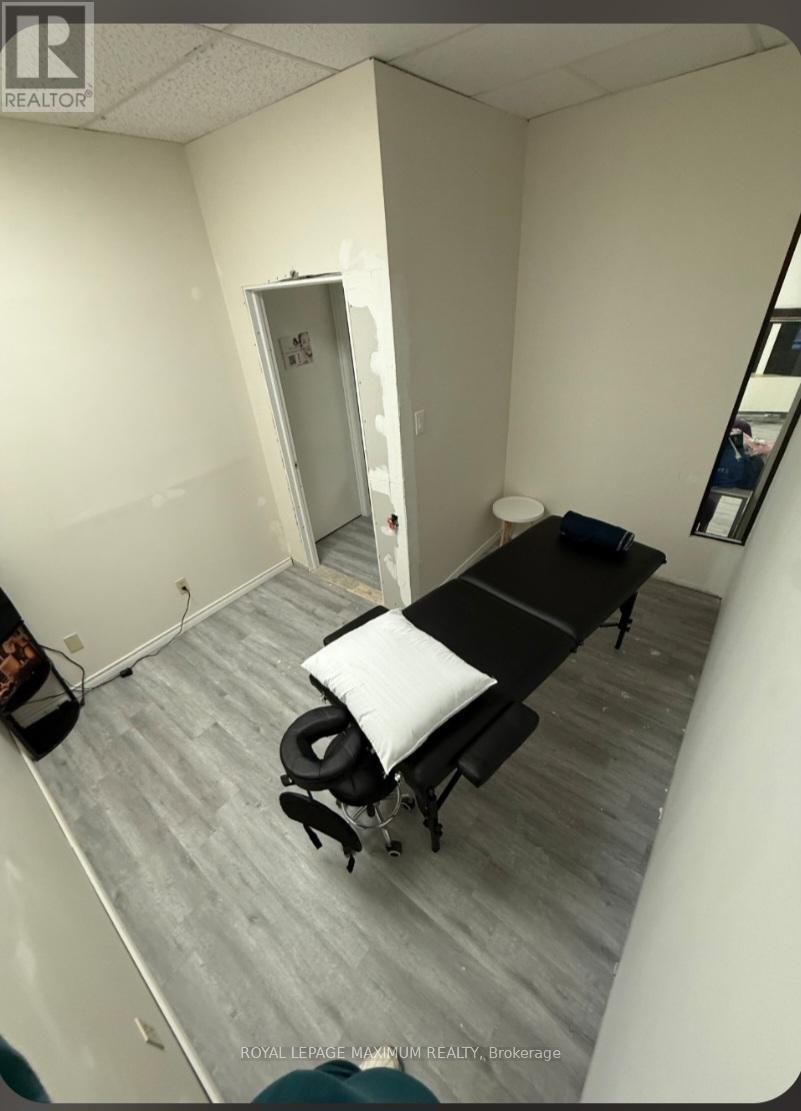 C10 - 4220 Steeles Avenue W, Vaughan, Ontario  L4L 3S8 - Photo 30 - N12806302