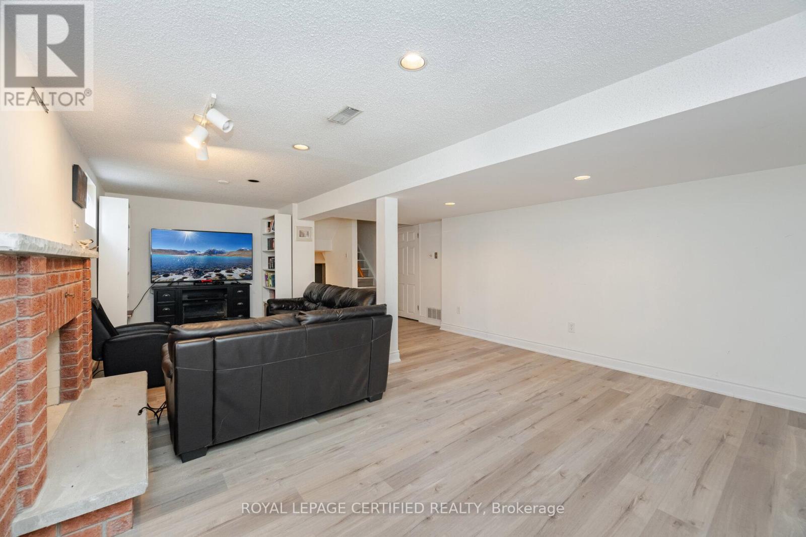 1431 Harmsworth Square, Oakville, Ontario  L6H 3E8 - Photo 45 - W12943850