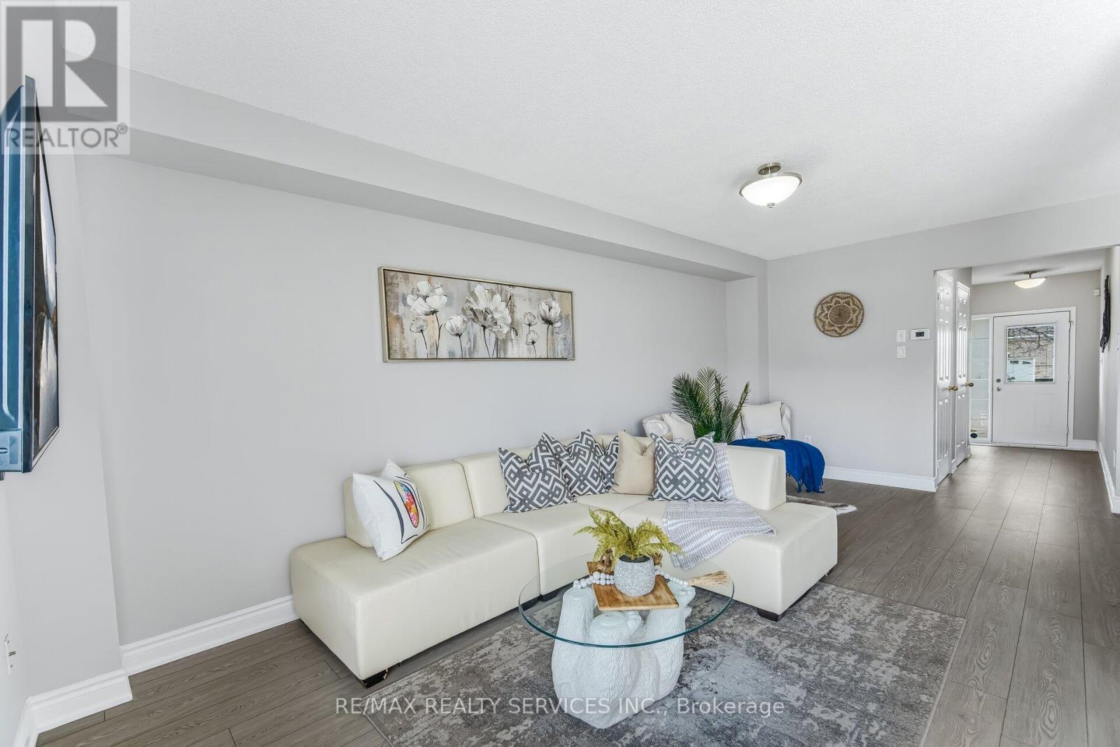 20 Mossgrove Crescent, Brampton, Ontario  L7A 1R1 - Photo 18 - W12943856