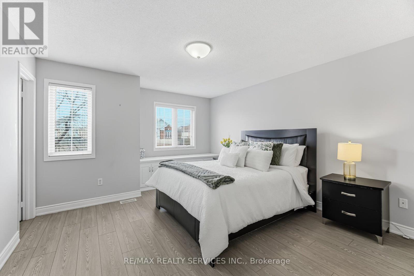 20 Mossgrove Crescent, Brampton, Ontario  L7A 1R1 - Photo 23 - W12943856