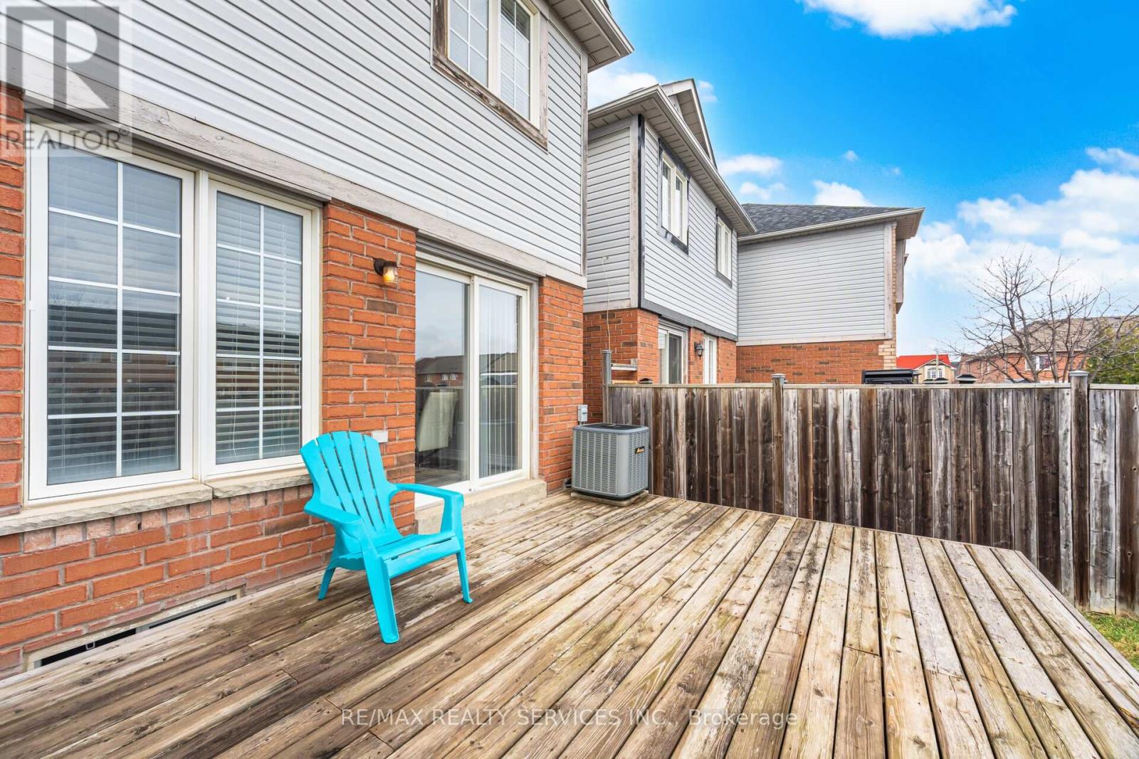 20 Mossgrove Crescent, Brampton, Ontario  L7A 1R1 - Photo 33 - W12943856