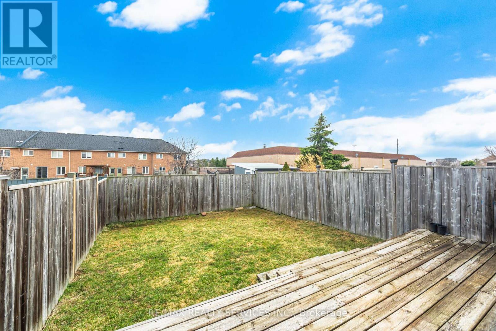 20 Mossgrove Crescent, Brampton, Ontario  L7A 1R1 - Photo 34 - W12943856