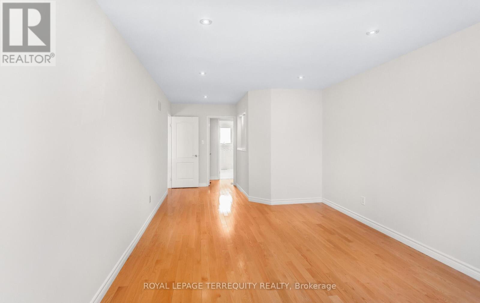 1656 Carrington Road, Mississauga, Ontario  L5M 2K2 - Photo 10 - W12943876