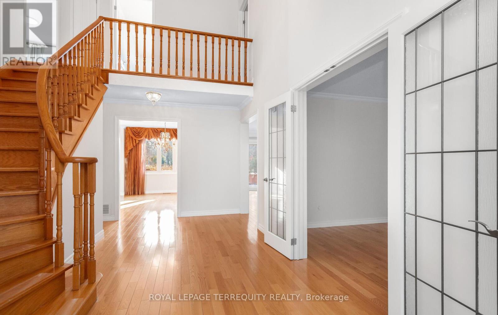 1656 Carrington Road, Mississauga, Ontario  L5M 2K2 - Photo 3 - W12943876