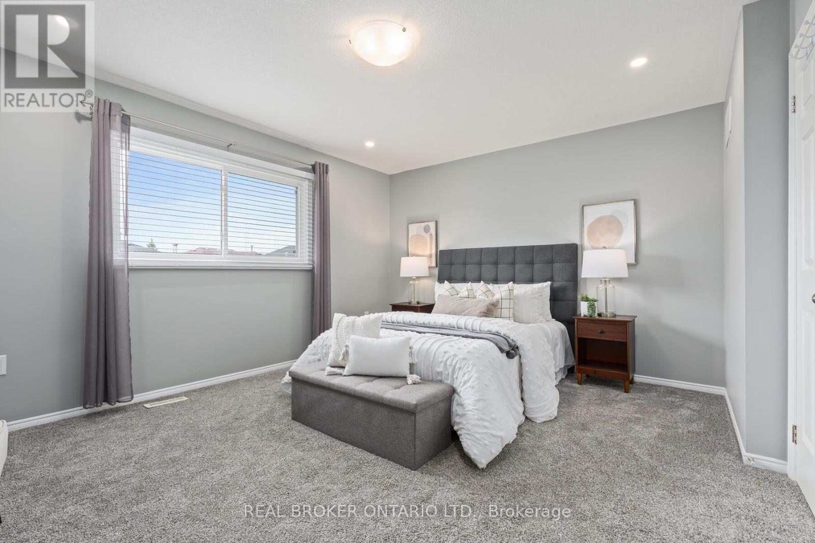 15 Smith Drive, Halton Hills, Ontario  L7G 5K7 - Photo 12 - W12943898