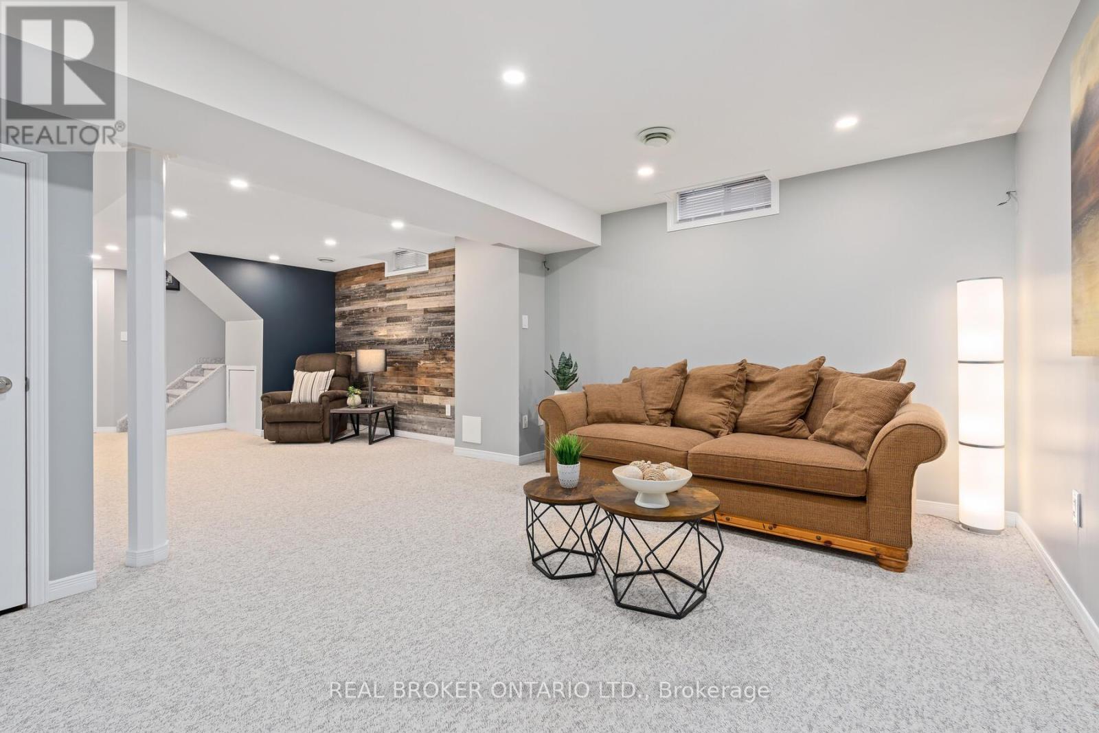 15 Smith Drive, Halton Hills, Ontario  L7G 5K7 - Photo 20 - W12943898