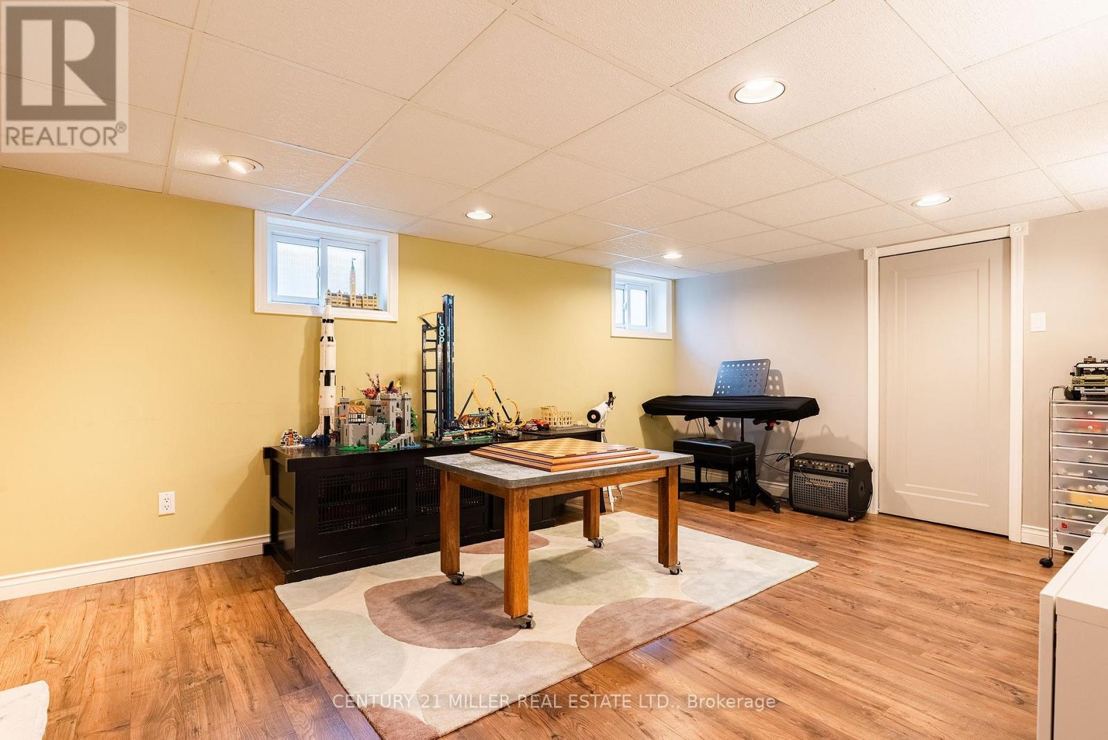 262 Oakwood Crescent, Oakville, Ontario  L6K 3M8 - Photo 29 - W12943912