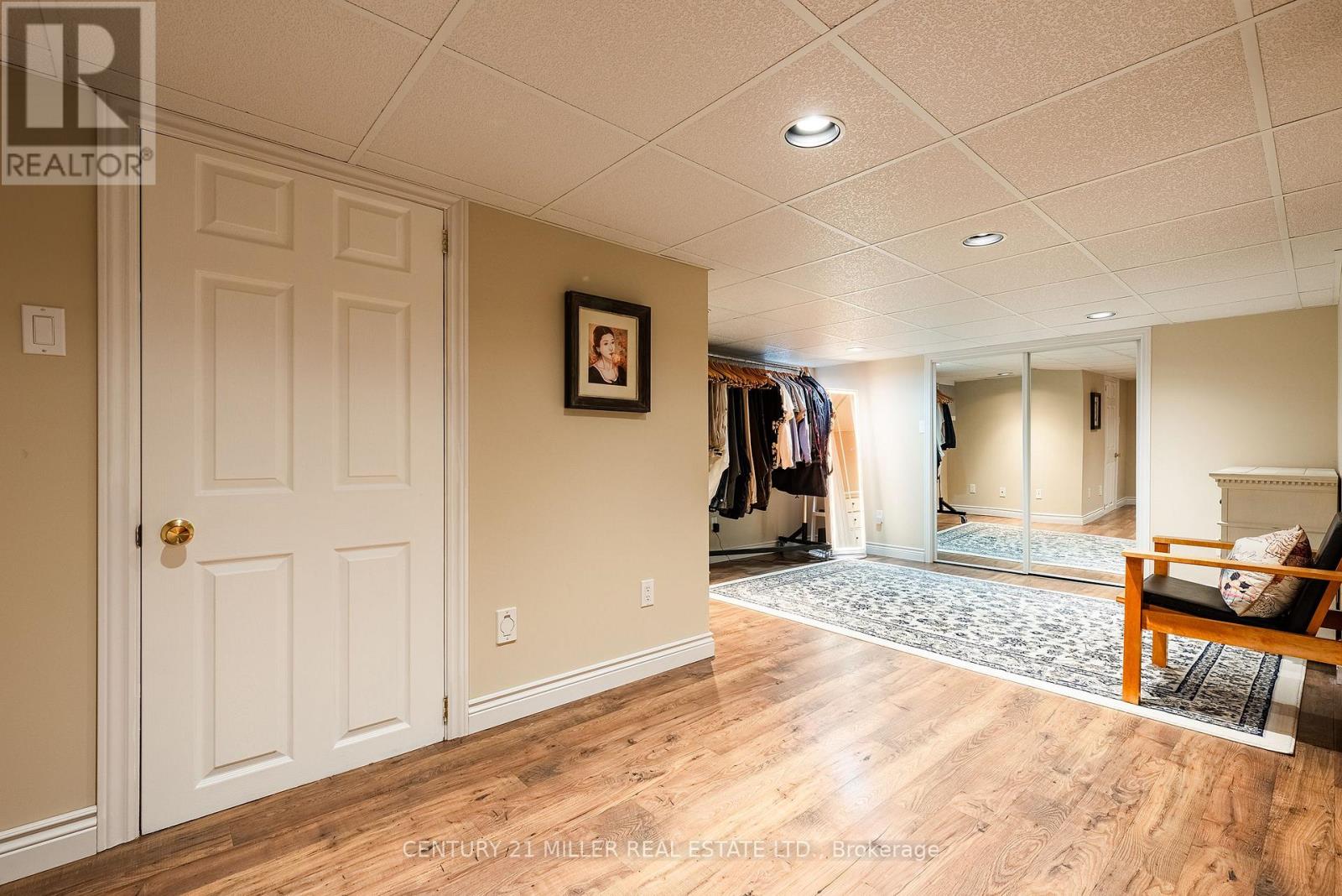 262 Oakwood Crescent, Oakville, Ontario  L6K 3M8 - Photo 31 - W12943912