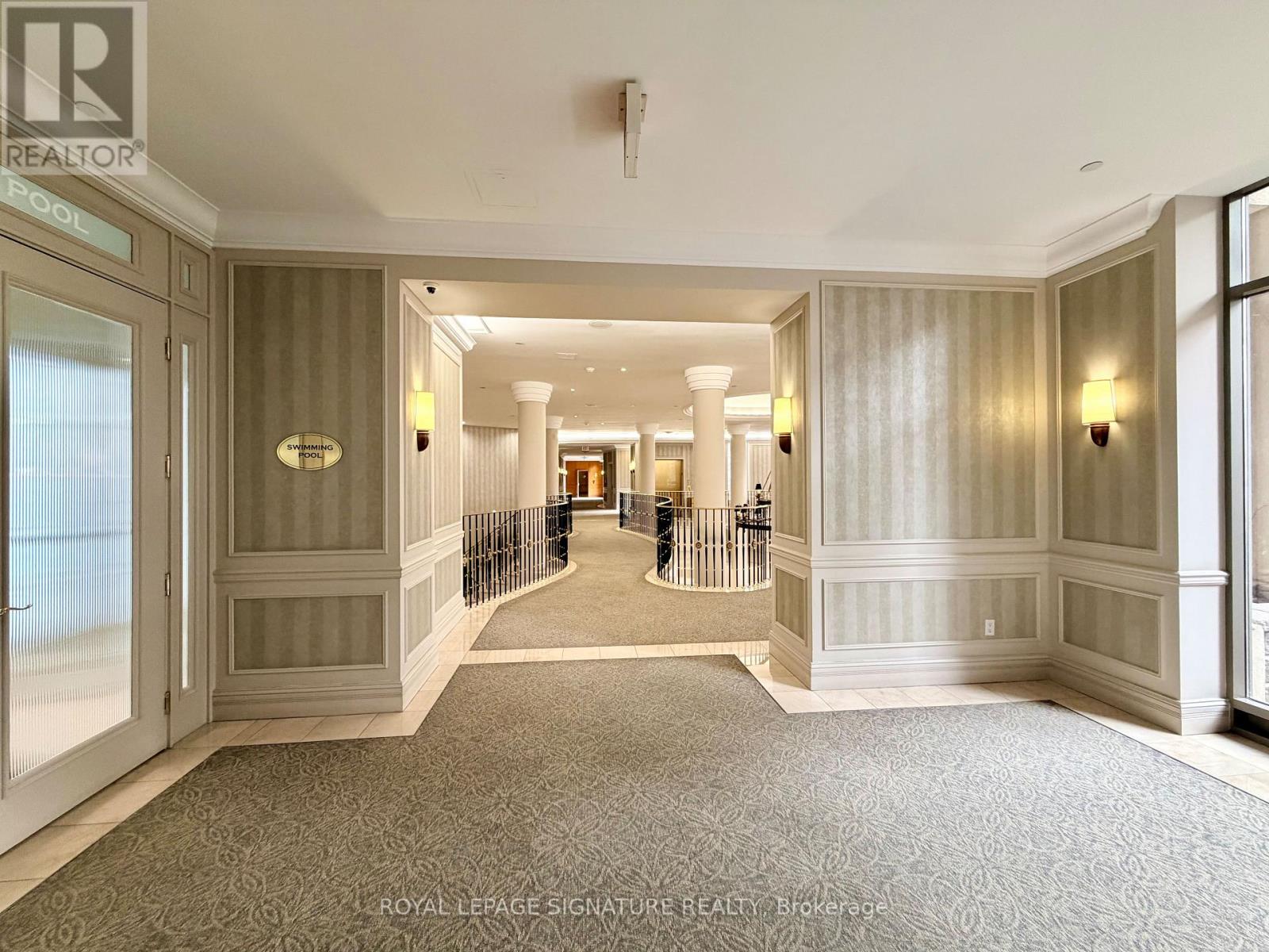 408 - 35 Kingsbridge Garden Circle, Mississauga, Ontario  L5R 3Z5 - Photo 11 - W12943924