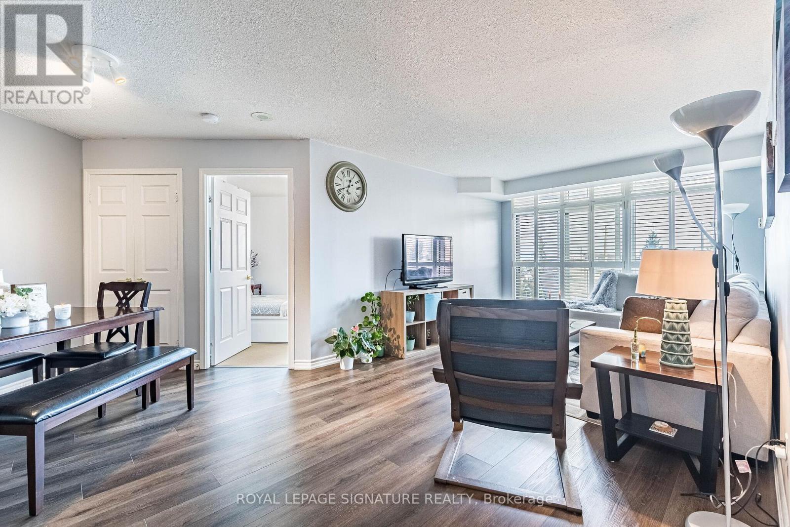 408 - 35 Kingsbridge Garden Circle, Mississauga, Ontario  L5R 3Z5 - Photo 20 - W12943924