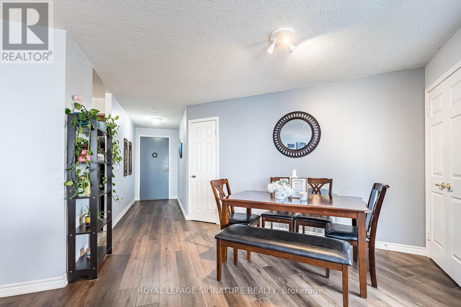 408 - 35 Kingsbridge Garden Circle, Mississauga, Ontario  L5R 3Z5 - Photo 22 - W12943924