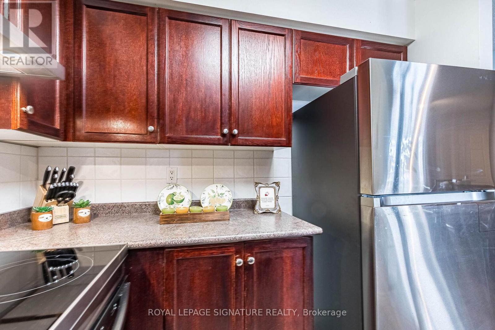 408 - 35 Kingsbridge Garden Circle, Mississauga, Ontario  L5R 3Z5 - Photo 29 - W12943924