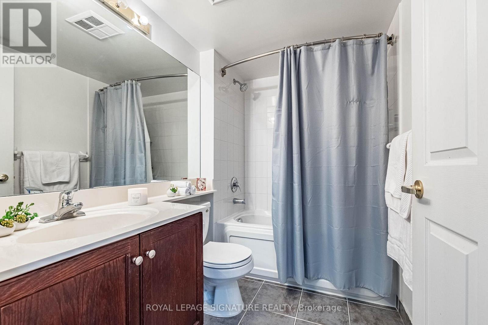 408 - 35 Kingsbridge Garden Circle, Mississauga, Ontario  L5R 3Z5 - Photo 37 - W12943924