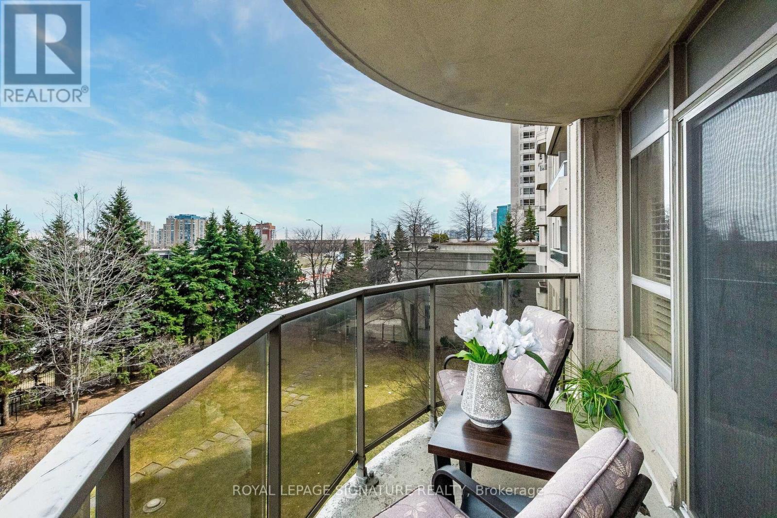 408 - 35 Kingsbridge Garden Circle, Mississauga, Ontario  L5R 3Z5 - Photo 40 - W12943924