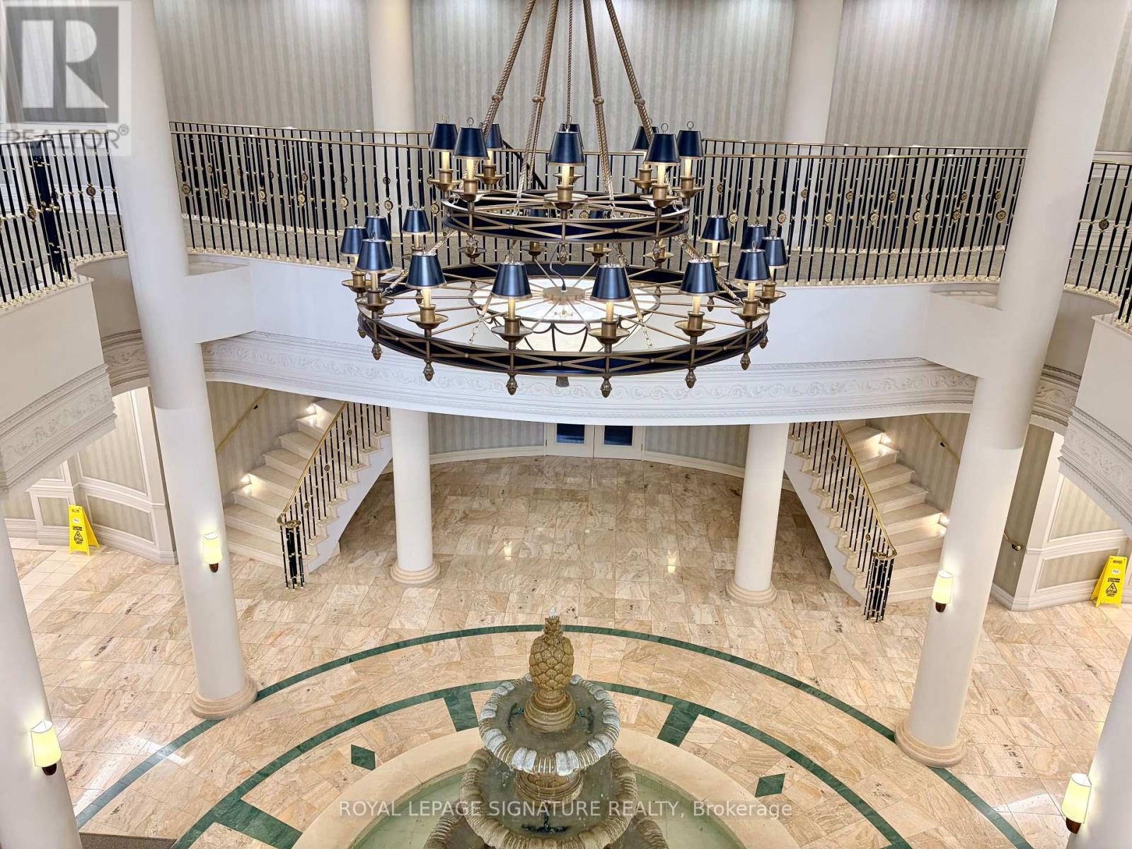 408 - 35 Kingsbridge Garden Circle, Mississauga, Ontario  L5R 3Z5 - Photo 8 - W12943924