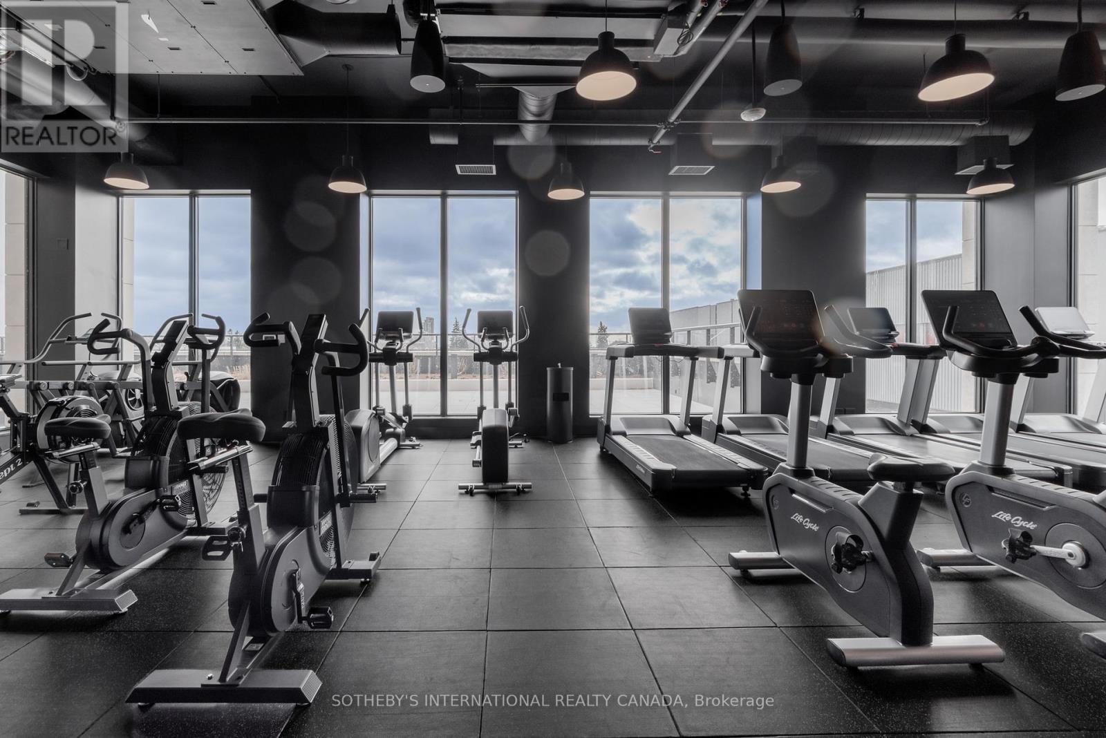 Th101 - 31 York Garden Way, Toronto, Ontario  M6A 2V1 - Photo 14 - W12943928