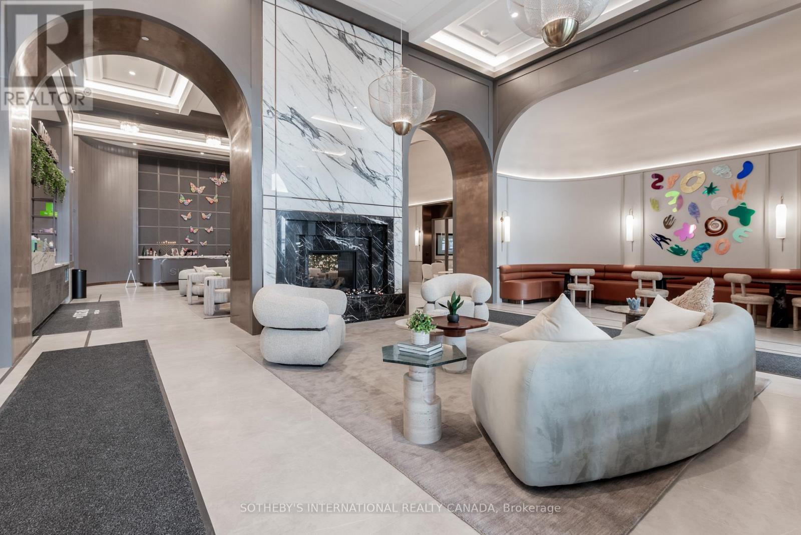 Th101 - 31 York Garden Way, Toronto, Ontario  M6A 2V1 - Photo 6 - W12943928