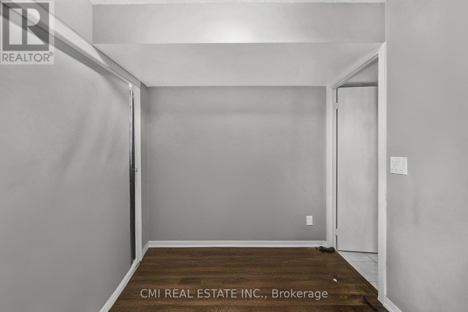 725 - 38 Joe Shuster Way, Toronto, Ontario  M6K 0A5 - Photo 20 - W12943934