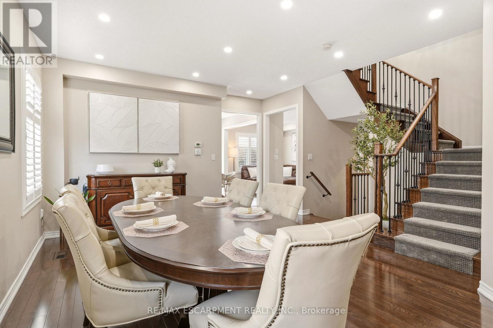 3133 Hiram Terrace, Oakville, Ontario  L6M 0P7 - Photo 2 - W12943982