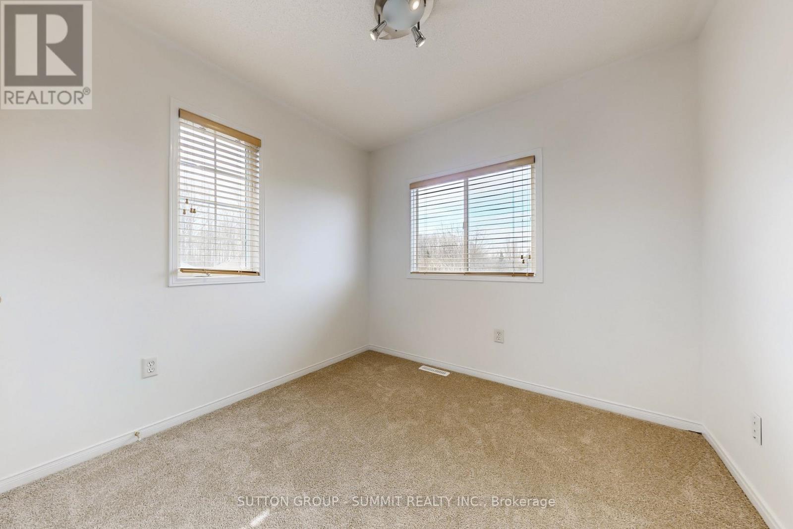 1591 Woodhenge Way, Mississauga, Ontario  L5N 7T1 - Photo 32 - W12944042