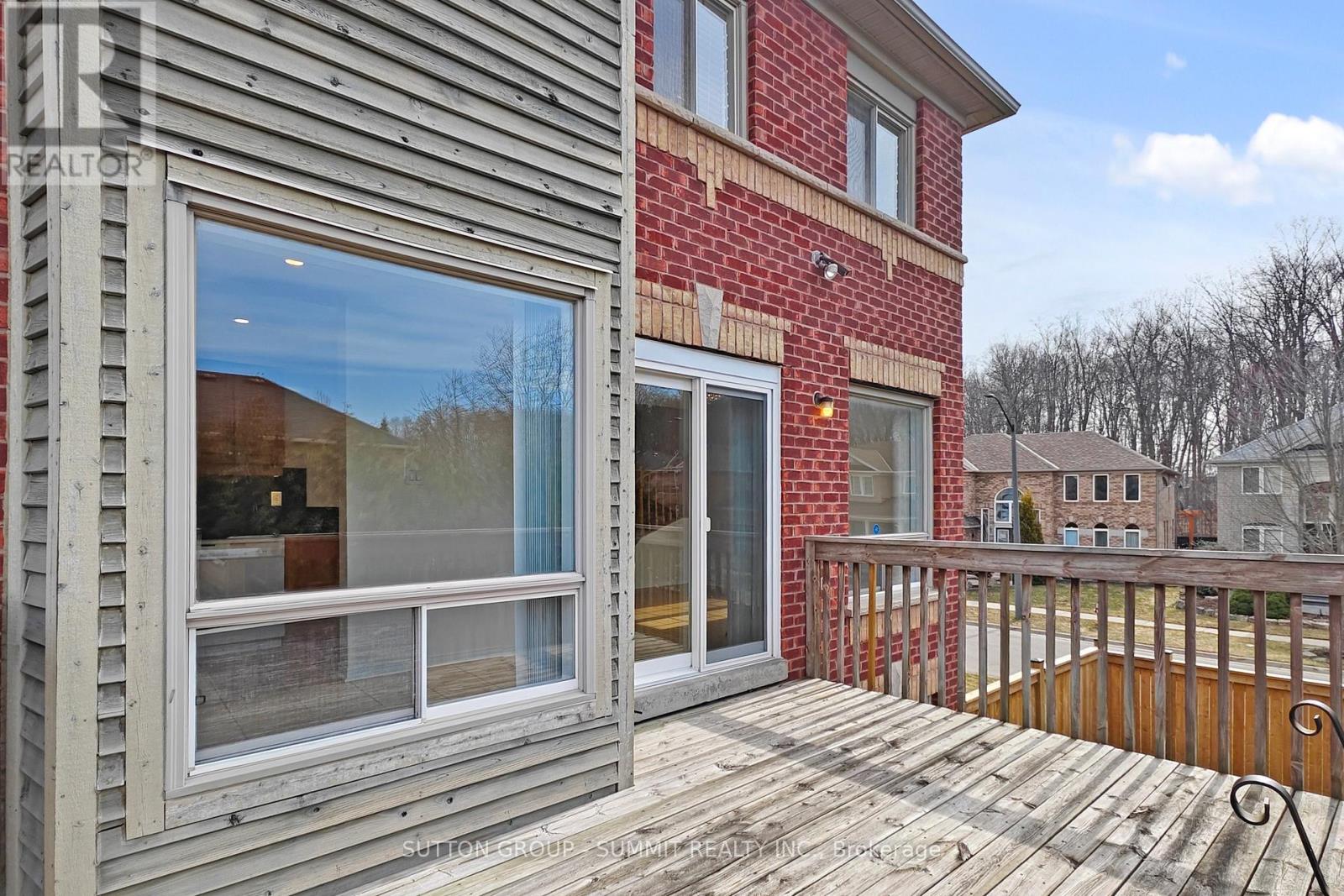 1591 Woodhenge Way, Mississauga, Ontario  L5N 7T1 - Photo 41 - W12944042