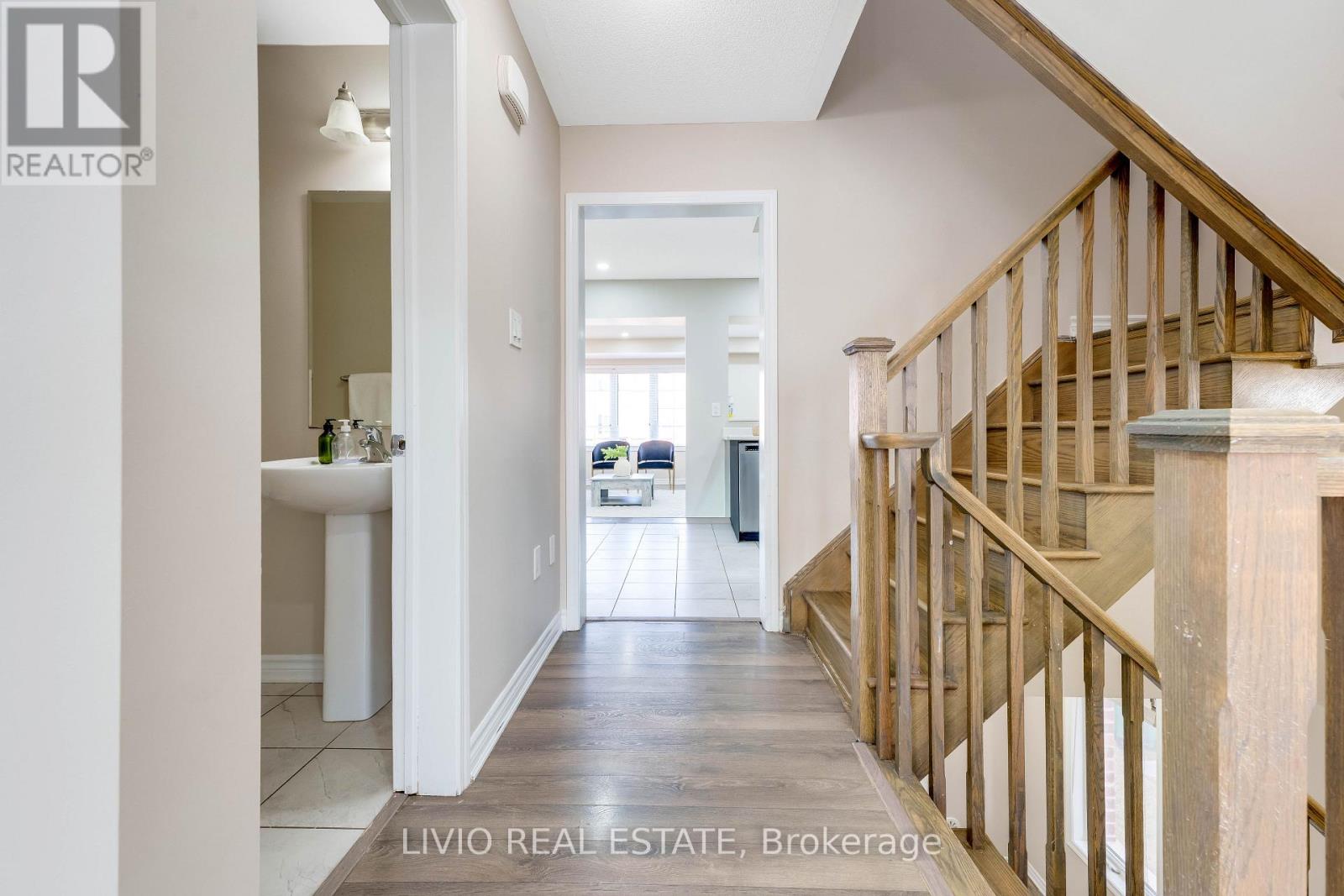 76 Stewardship Street, Brampton, Ontario  L7A 0G1 - Photo 7 - W12944062