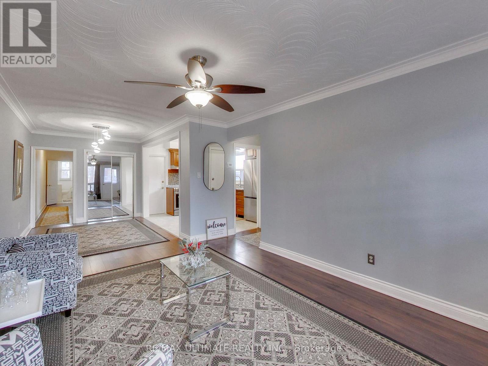 Apt #2 - 51 Hay Avenue, Toronto, Ontario  M8Z 1G2 - Photo 3 - W12944084