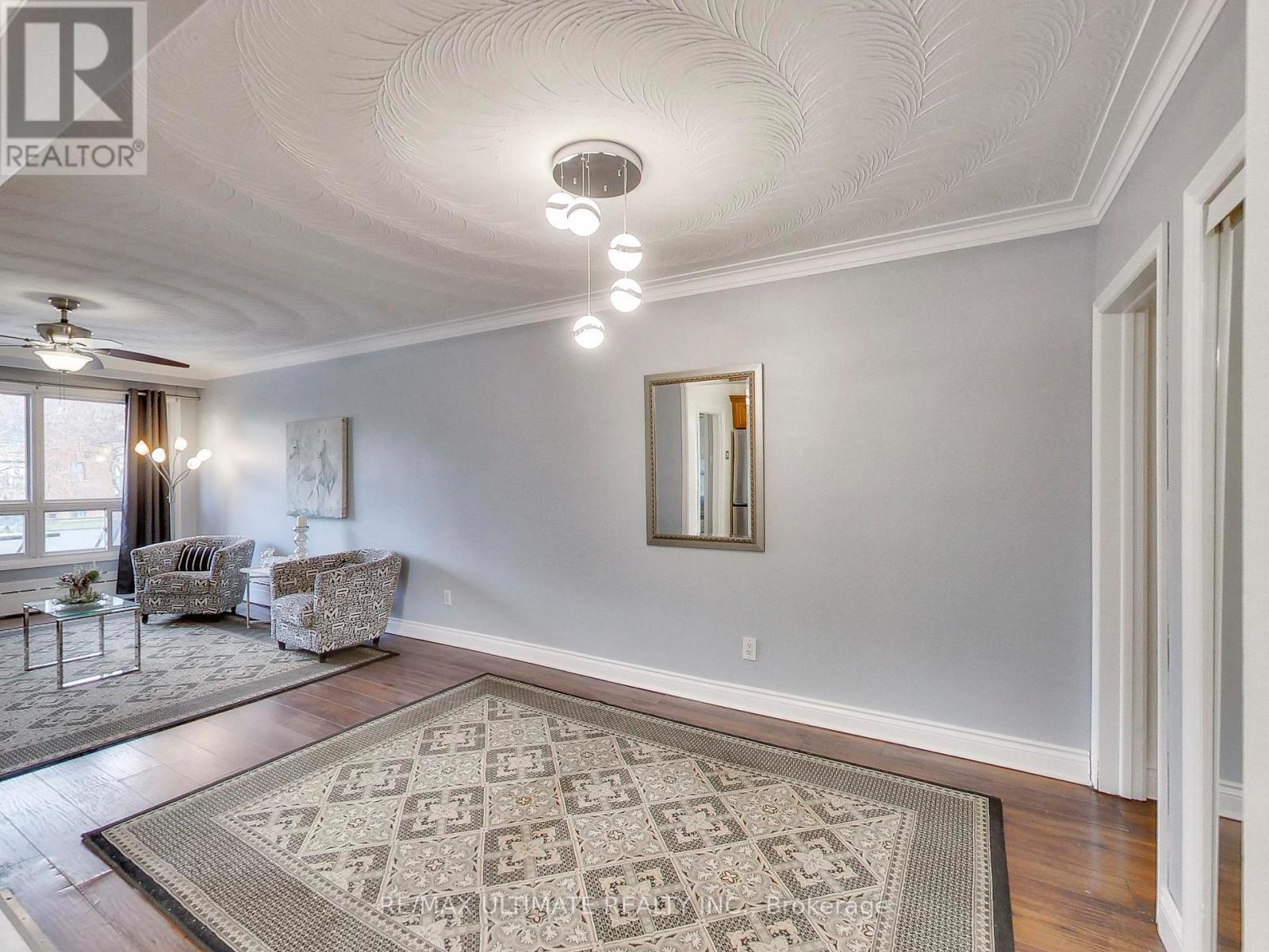 Apt #2 - 51 Hay Avenue, Toronto, Ontario  M8Z 1G2 - Photo 4 - W12944084