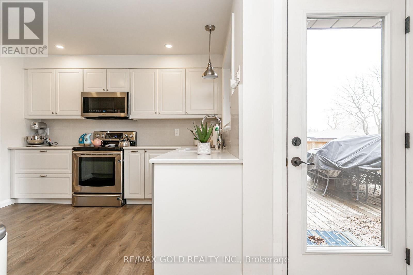 23 Dunster Crescent, Brampton, Ontario  L6T 3J8 - Photo 14 - W12944126