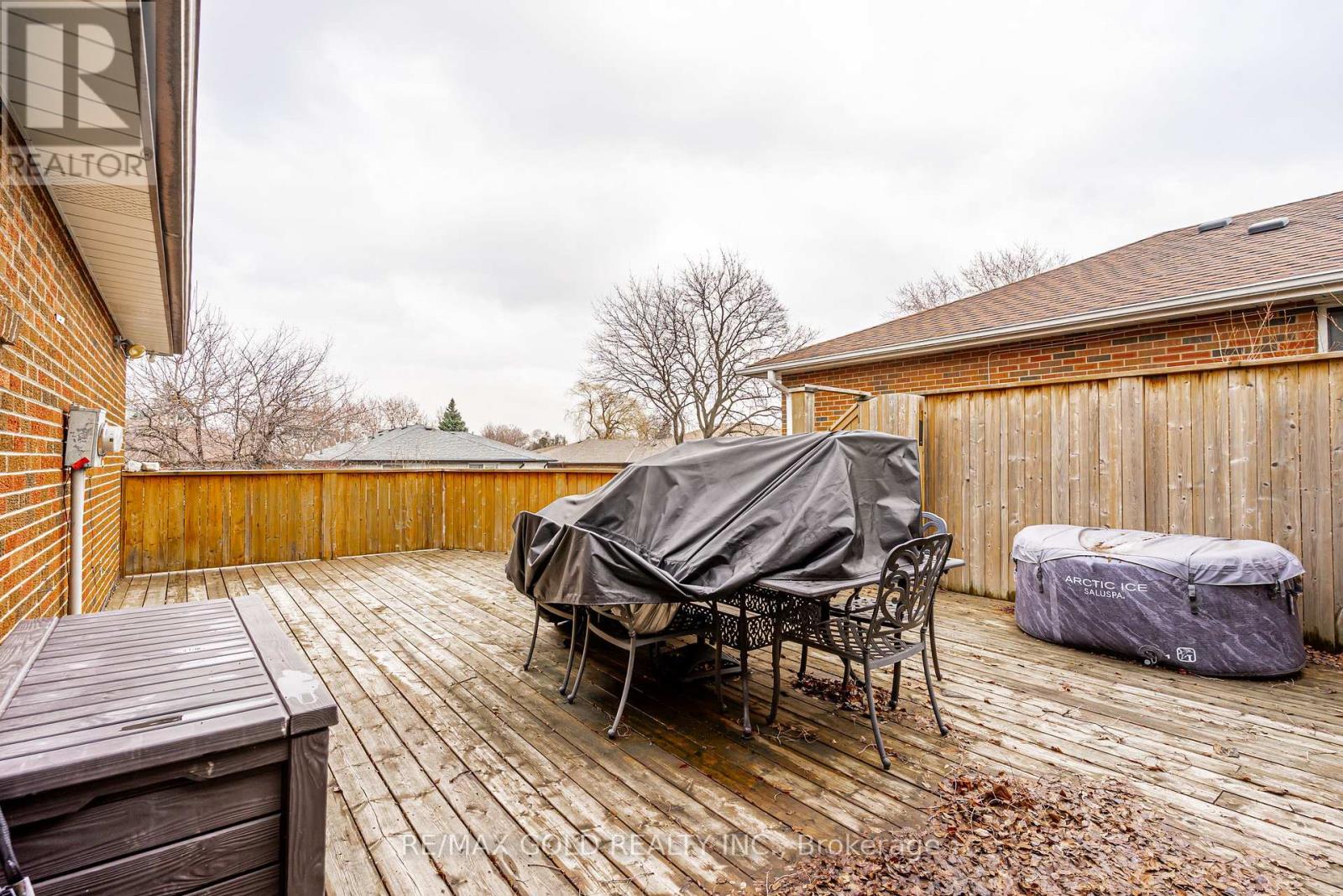 23 Dunster Crescent, Brampton, Ontario  L6T 3J8 - Photo 39 - W12944126