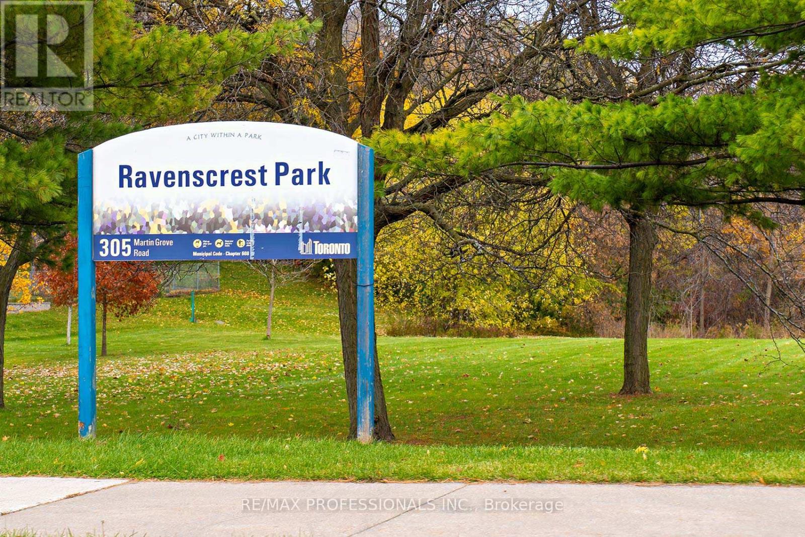 17 Beaver Bend Crescent, Toronto, Ontario  M9B 5P7 - Photo 37 - W12944140