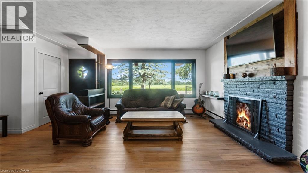 905 Blueline Road, Simcoe, Ontario  N3Y 4K4 - Photo 6 - 40813513