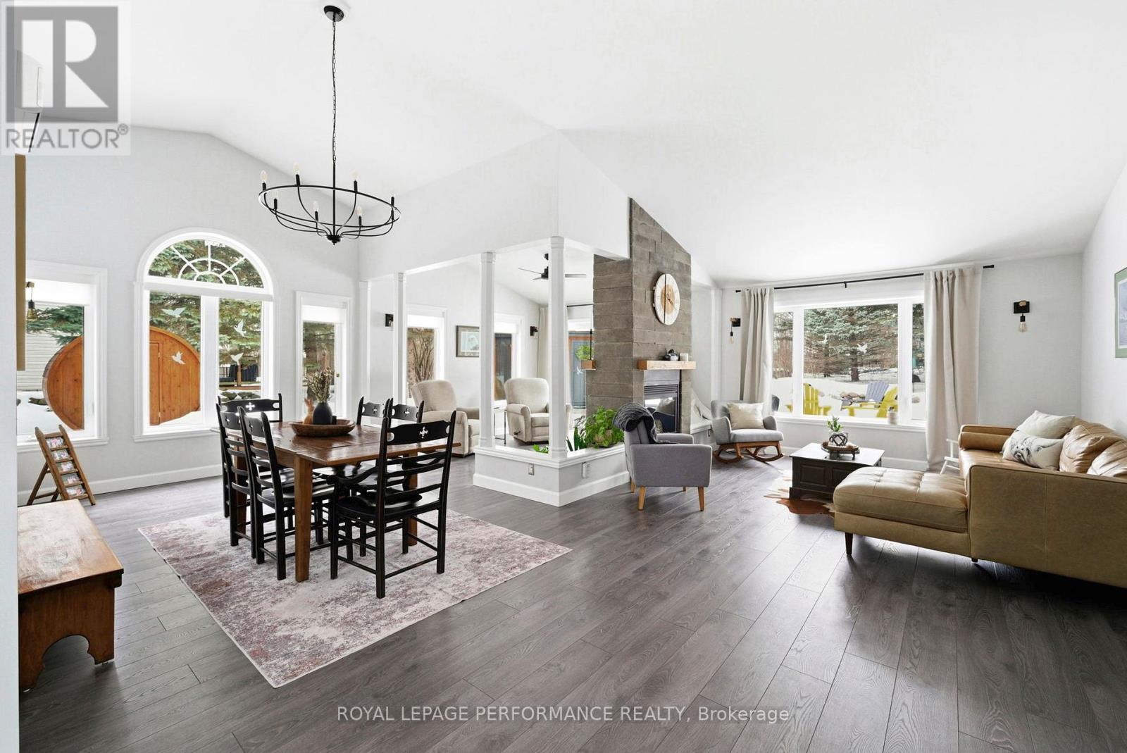 2 Barry Street, South Stormont, Ontario  K0C 1P0 - Photo 6 - X12810010