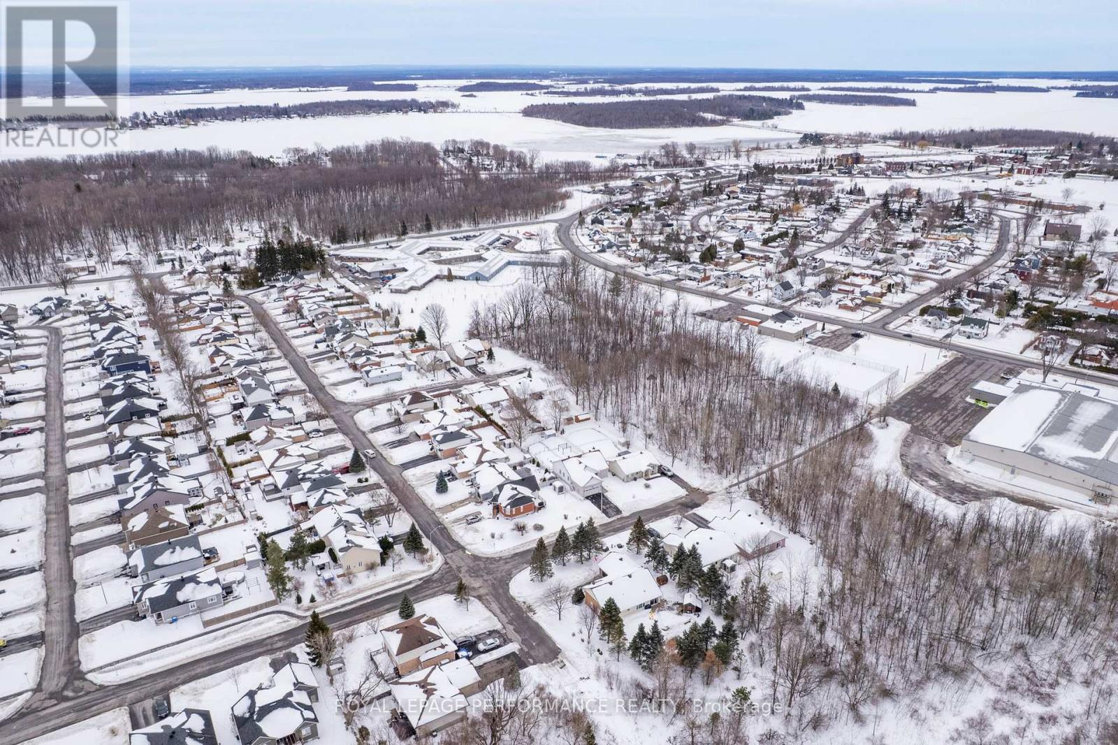 2 Barry Street, South Stormont, Ontario  K0C 1P0 - Photo 47 - X12810010