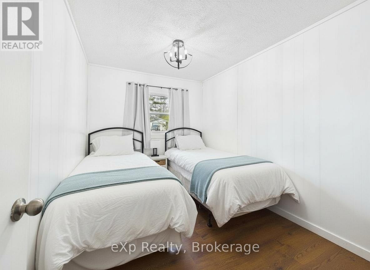 2 Birch Street, South Bruce Peninsula, Ontario  N0H 2G0 - Photo 15 - X12943634