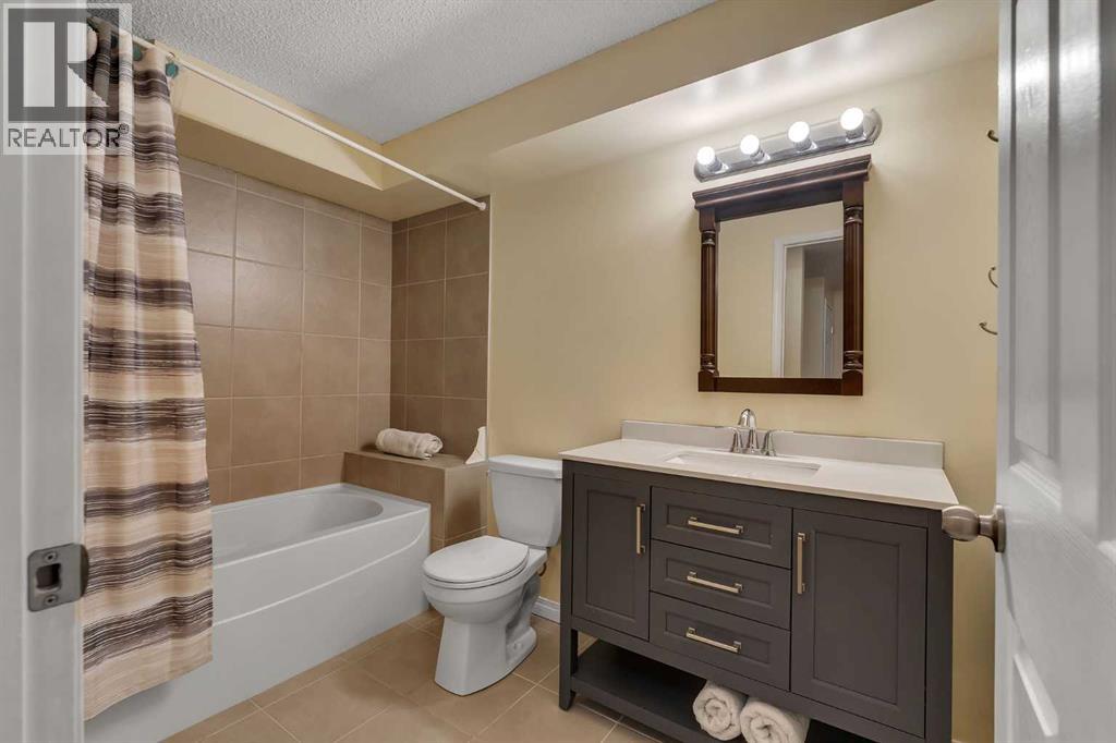 23 Copperpond Square Se, Calgary, Alberta  T2Z 0X2 - Photo 24 - A2290398