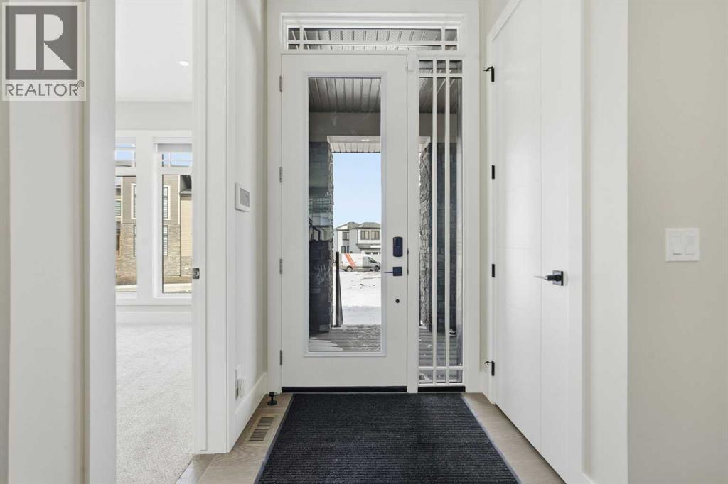 74 Alpine Gardens SW, Calgary, Alberta  T2Y 0W3 - Photo 4 - A2293506