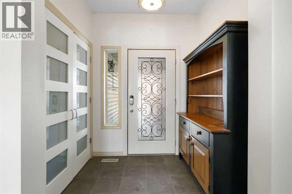 44 Cougar Ridge Green, Calgary, Alberta  T3H 0S6 - Photo 3 - A2297899