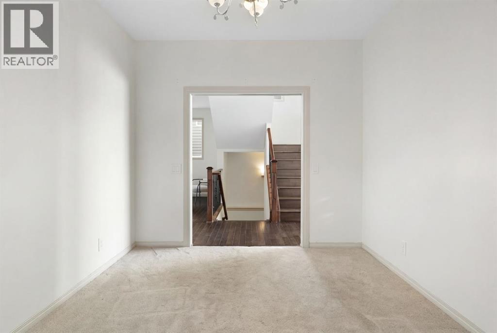 44 Cougar Ridge Green, Calgary, Alberta  T3H 0S6 - Photo 9 - A2297899