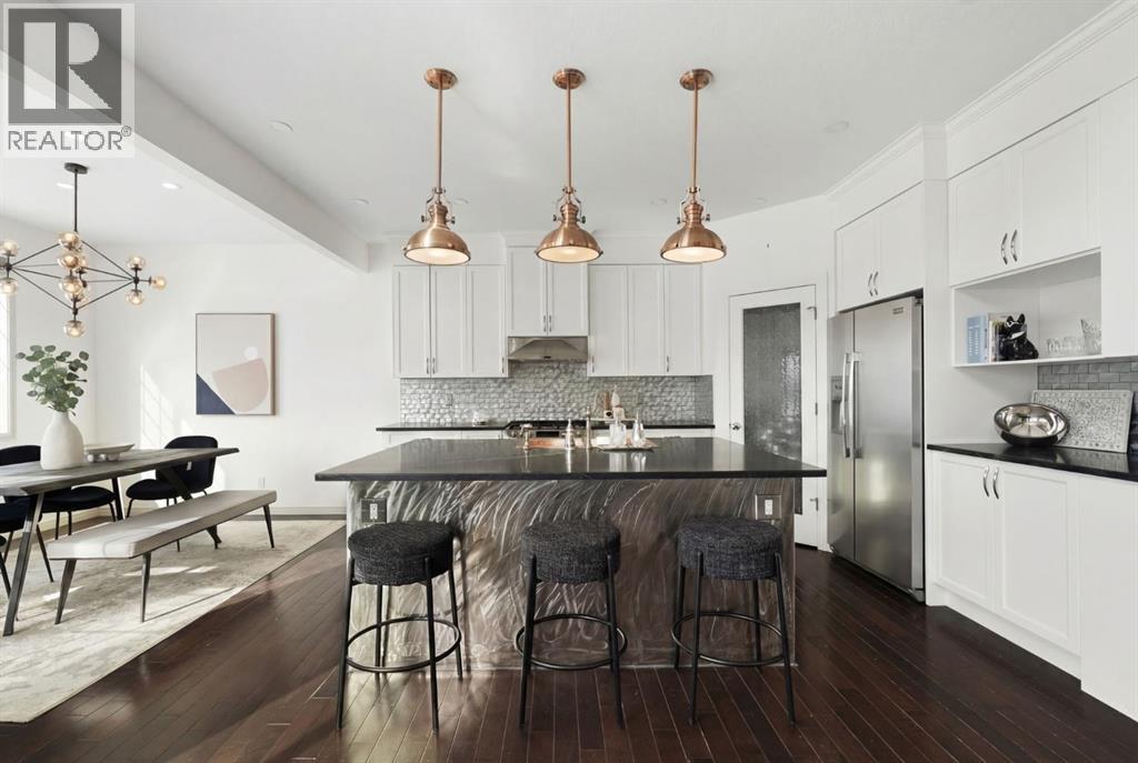 44 Cougar Ridge Green, Calgary, Alberta  T3H 0S6 - Photo 11 - A2297899