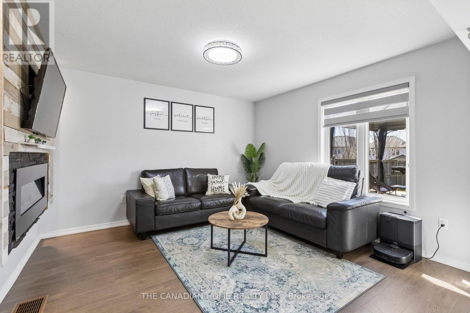 18 Merritt Lane, Brantford, Ontario  N3T 0E8 - Photo 12 - X12943882