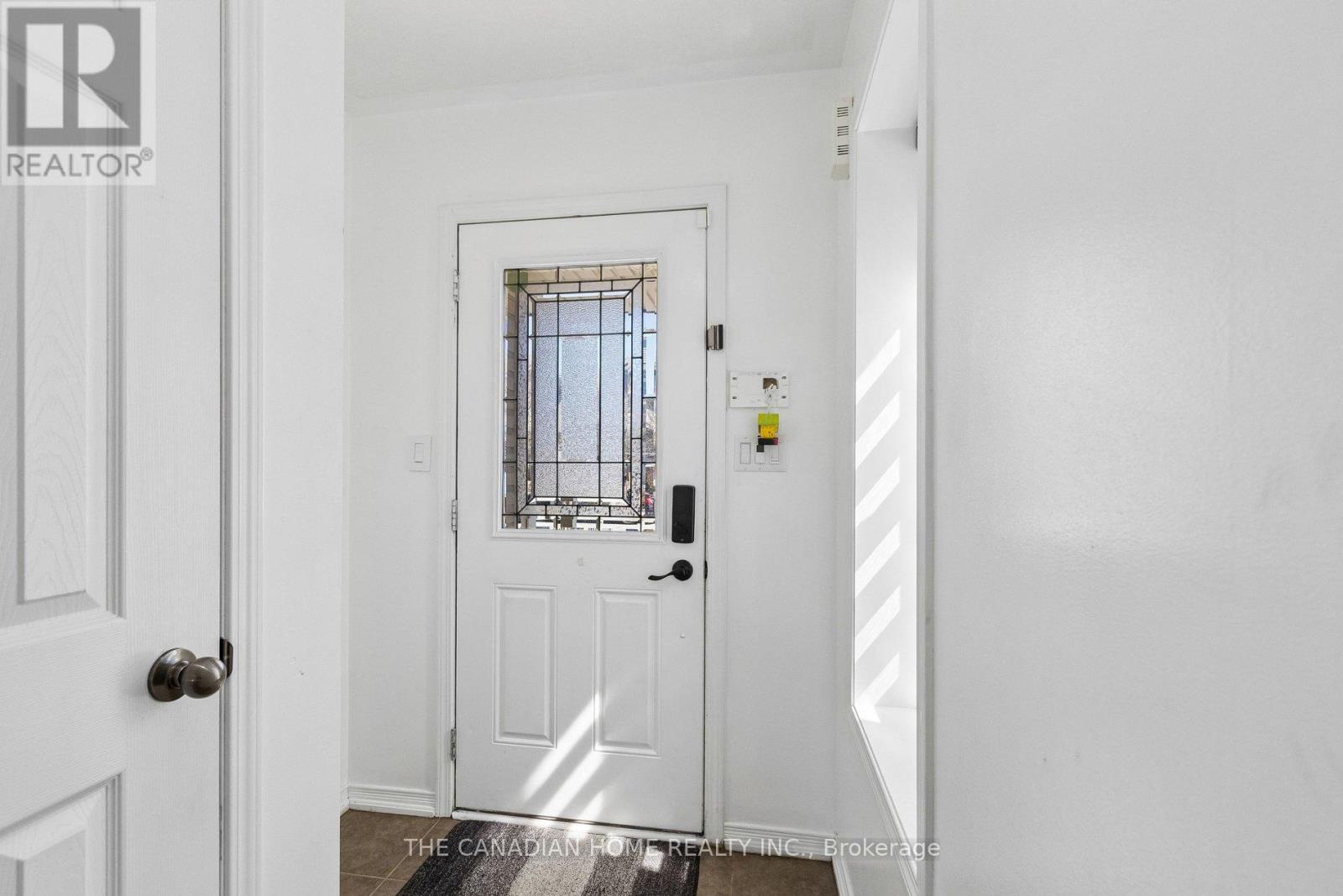 18 Merritt Lane, Brantford, Ontario  N3T 0E8 - Photo 8 - X12943882