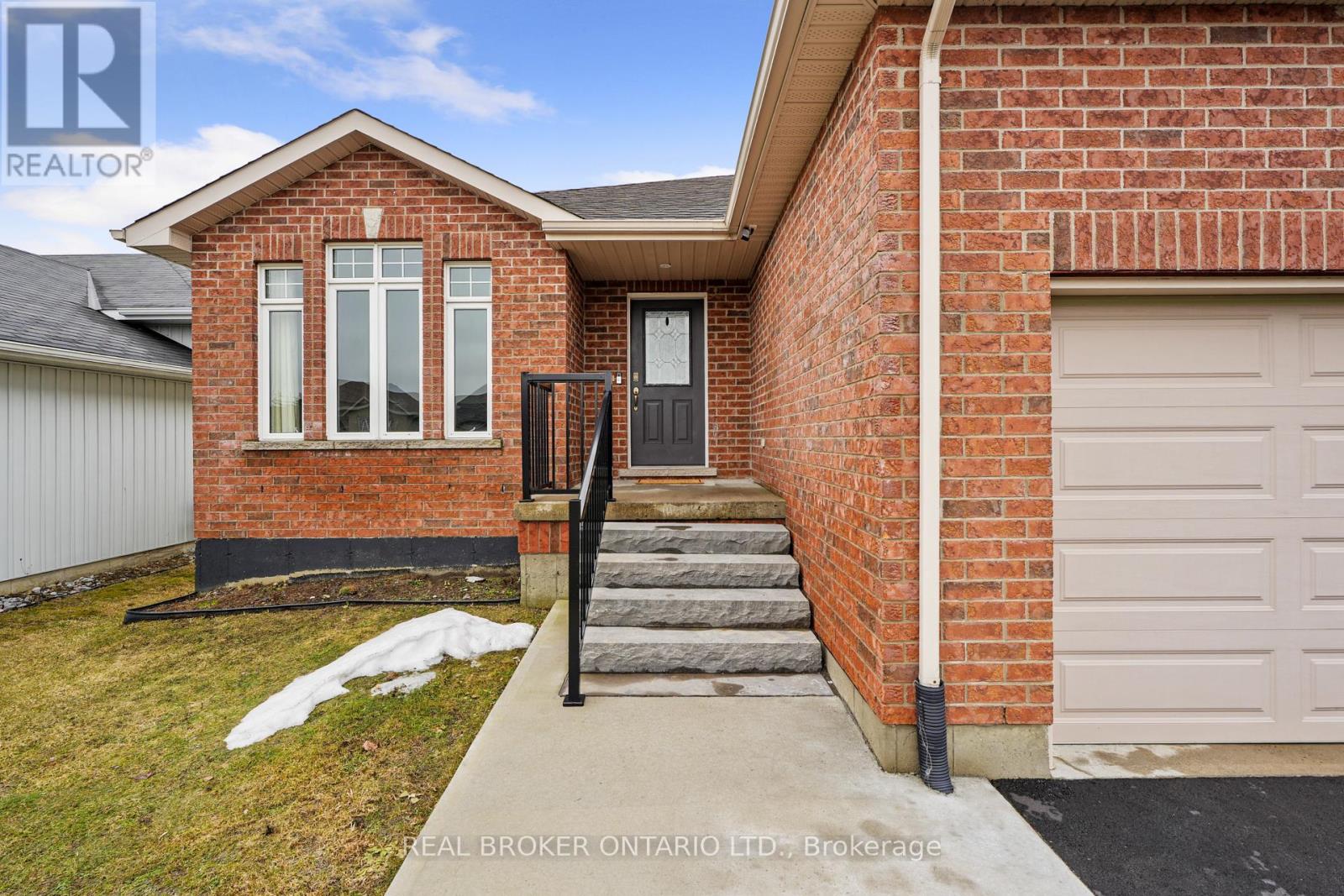 31 Fox Den Drive, Brighton, Ontario  K0K 1H0 - Photo 4 - X12943892
