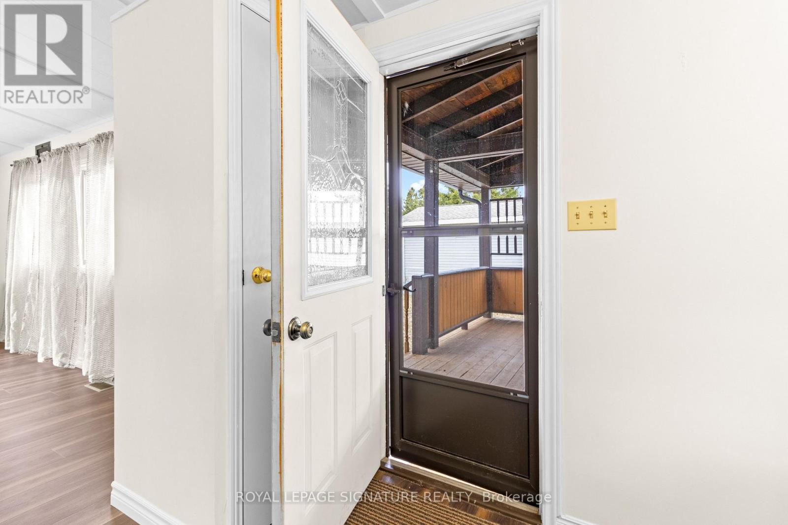 16 - 302694 Douglas Street, West Grey, Ontario  N0G 1R0 - Photo 5 - X12943916