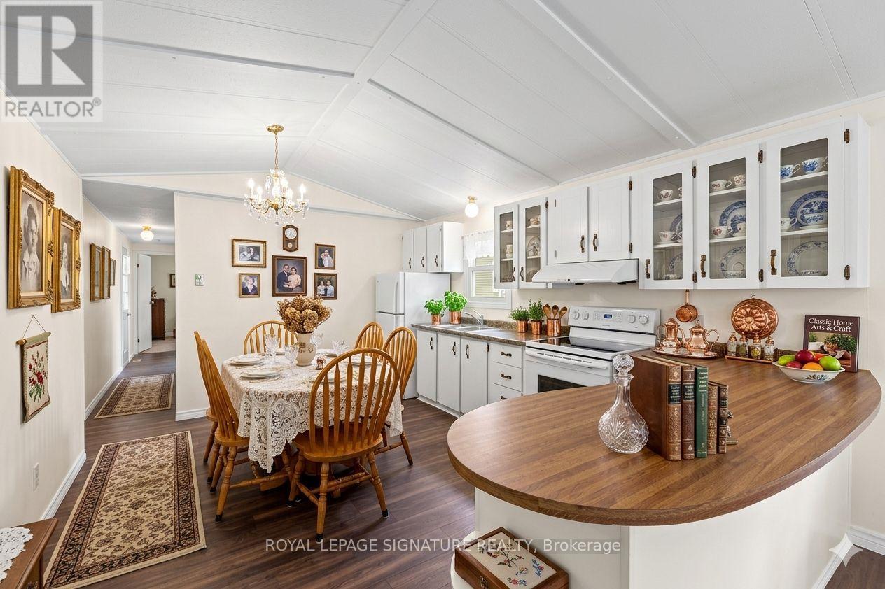 16 - 302694 Douglas Street, West Grey, Ontario  N0G 1R0 - Photo 8 - X12943916