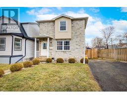112 WEXFORD AVENUE N, Hamilton, Ontario