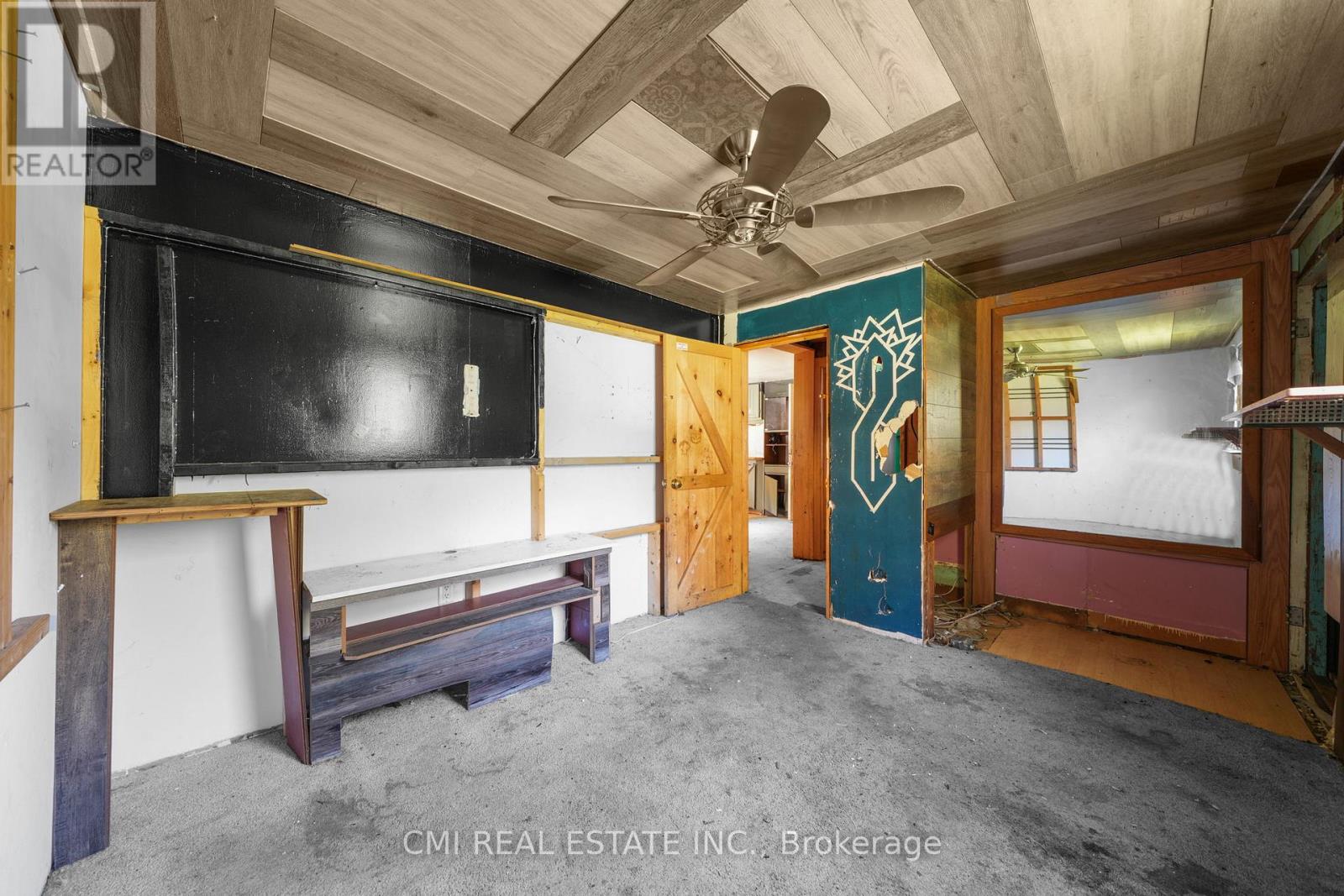 1093 South Lake Road, Minden Hills, Ontario  K0M 2K0 - Photo 19 - X12944048