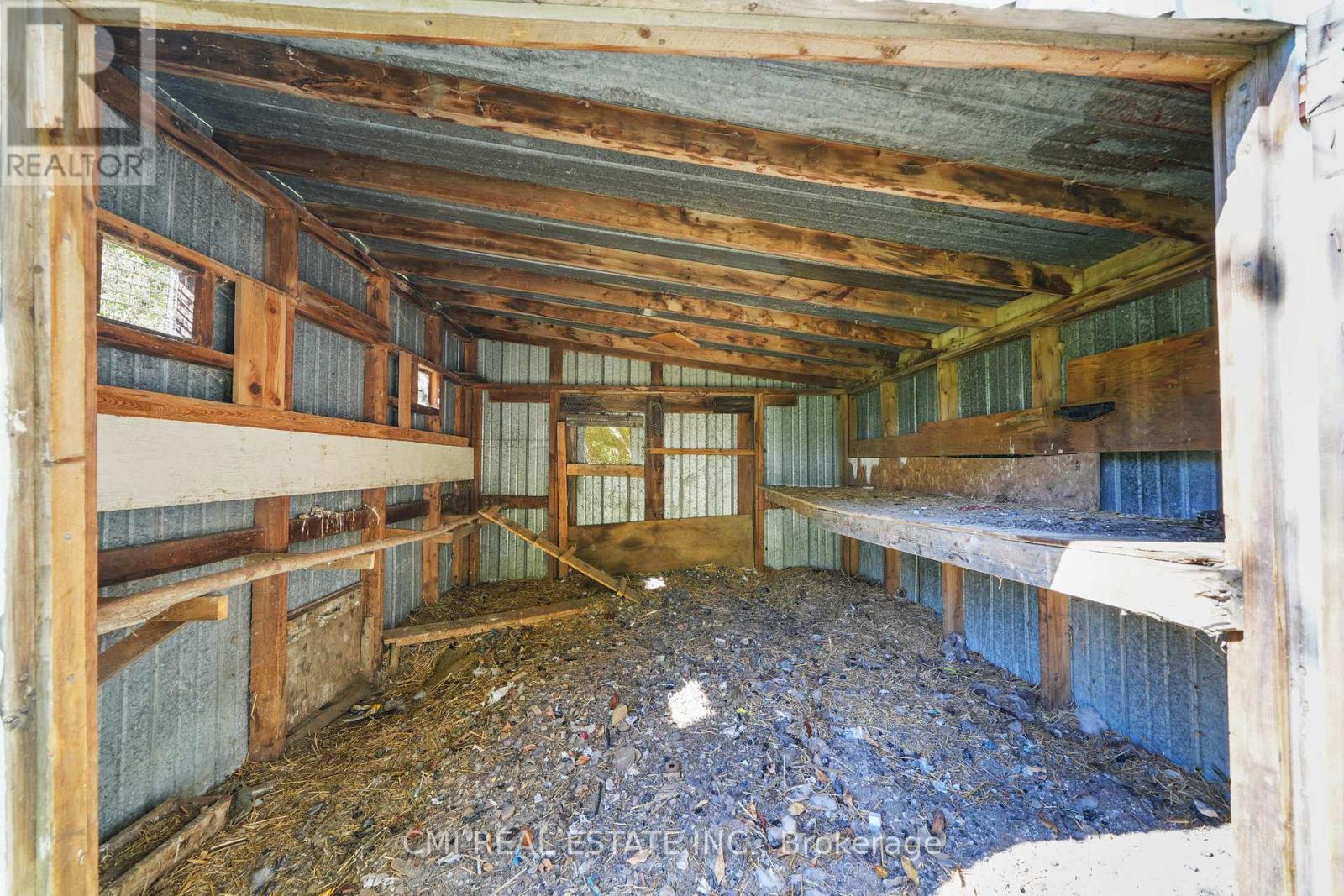 1093 South Lake Road, Minden Hills, Ontario  K0M 2K0 - Photo 27 - X12944048