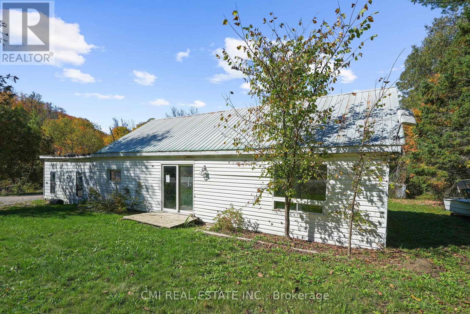 1093 South Lake Road, Minden Hills, Ontario  K0M 2K0 - Photo 31 - X12944048